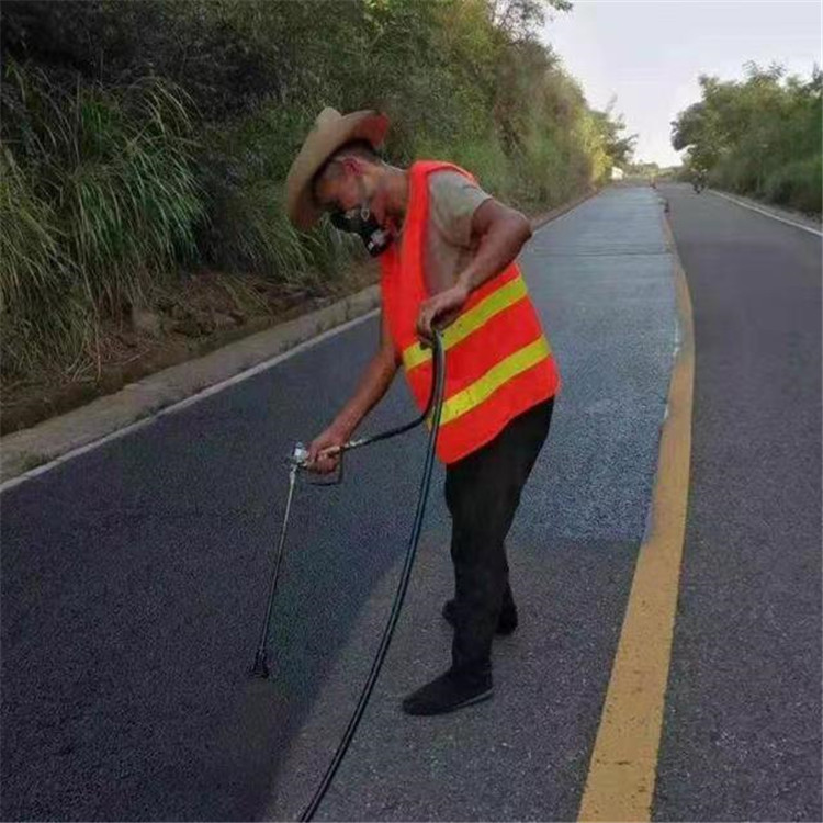 锡林郭勒 彩色防滑路面的底涂是保障路面附着力